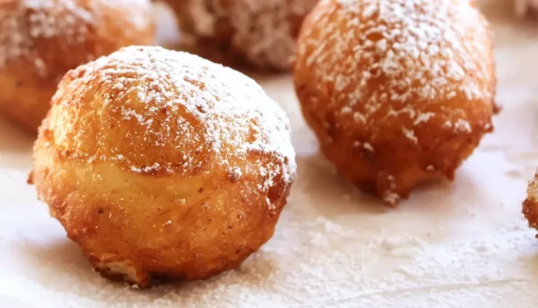 Leia mais sobre o artigo Bolinho de Chuva com Água, essa é uma maravilhosa receita de vó!