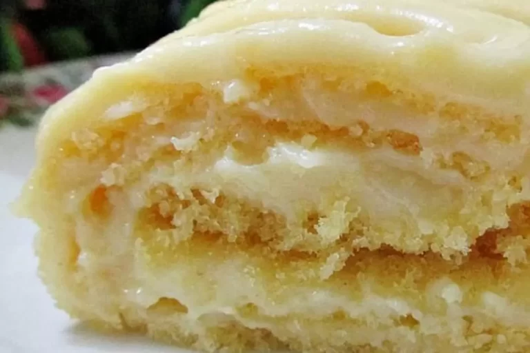 Leia mais sobre o artigo Rocambole de leite ninho uma receita especial da minha vovó