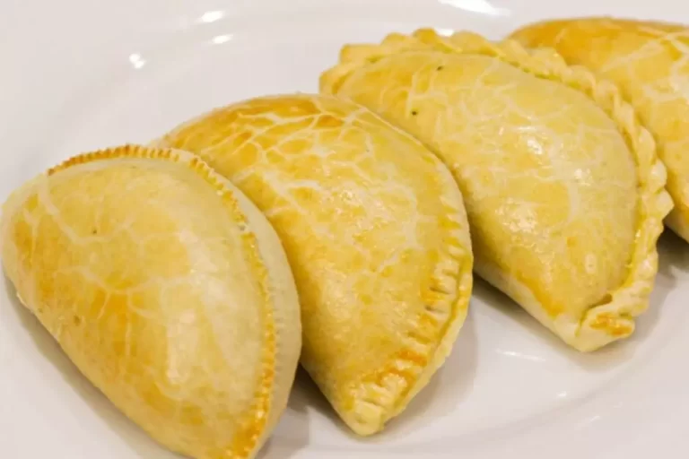 Leia mais sobre o artigo Pastelzinho de forno para aquele lanchinho da tarde